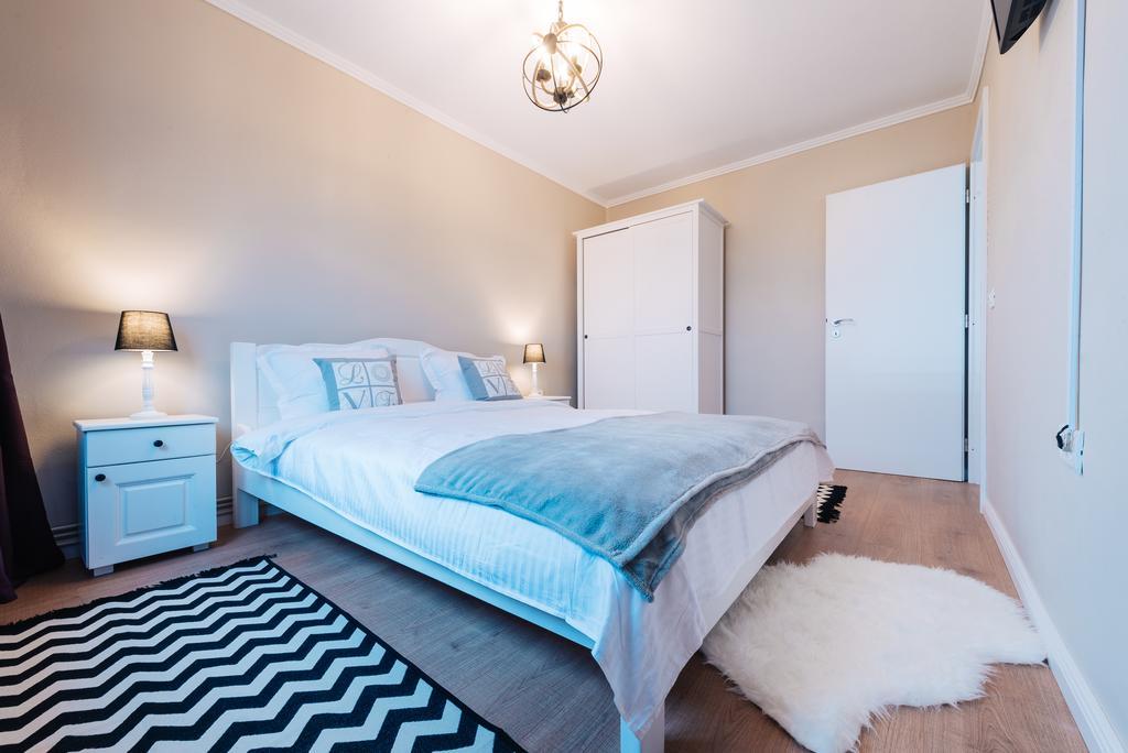 Penthouse Anairam Lägenhet Alba Iulia Exteriör bild